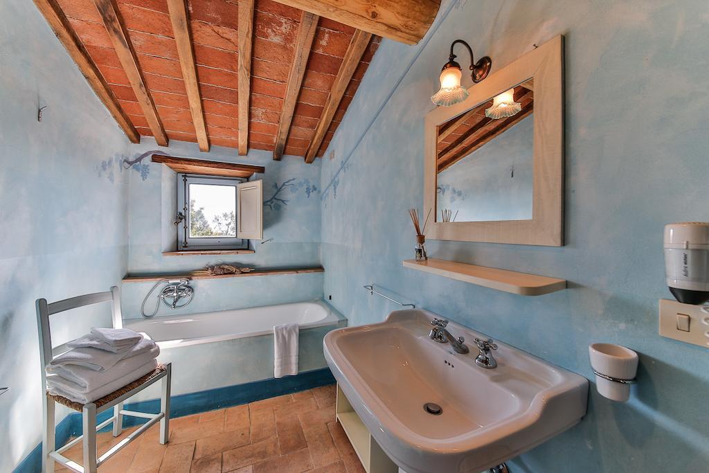 Odina Agriturismo Loro Ciuffenna Zimmer foto